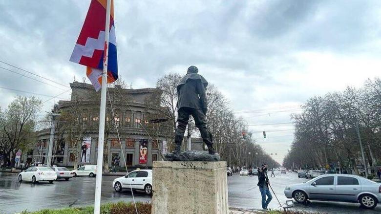 Img default alt hy