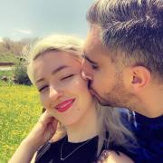 Img default alt hy