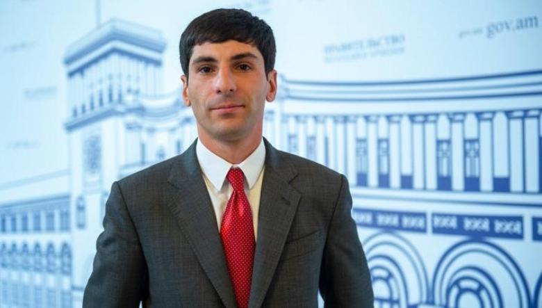 Img default alt hy