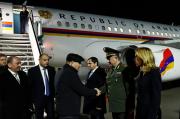 Img default alt hy