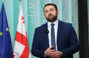 Img default alt hy
