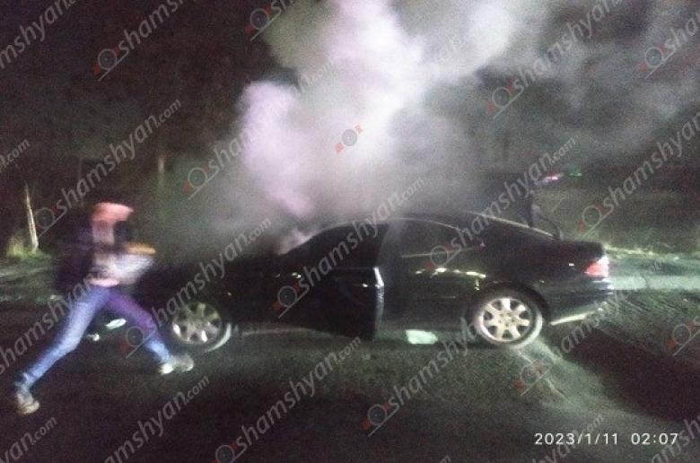 Img default alt hy