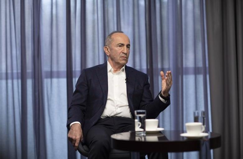 Img default alt hy