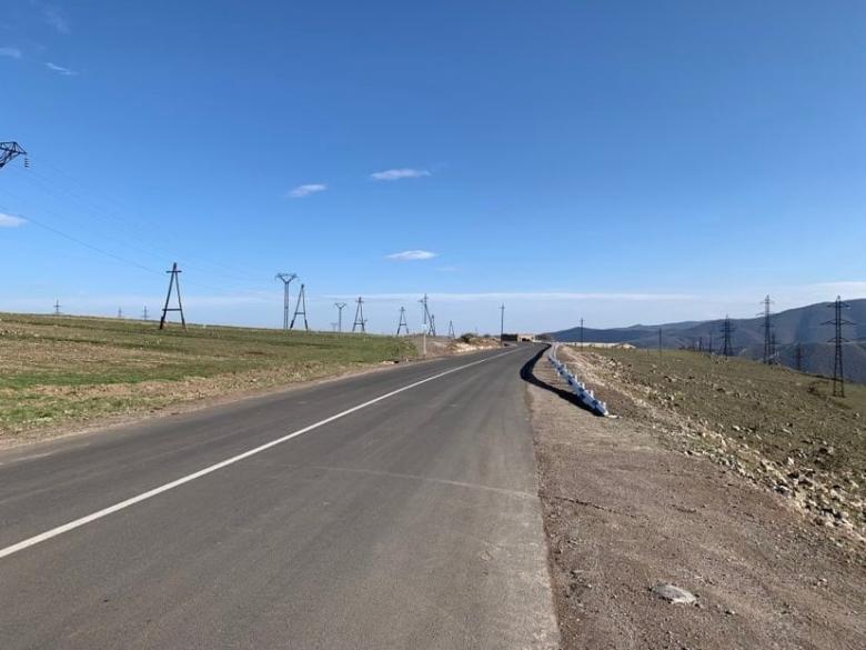 Img default alt hy