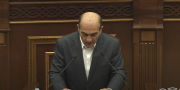 Img default alt hy
